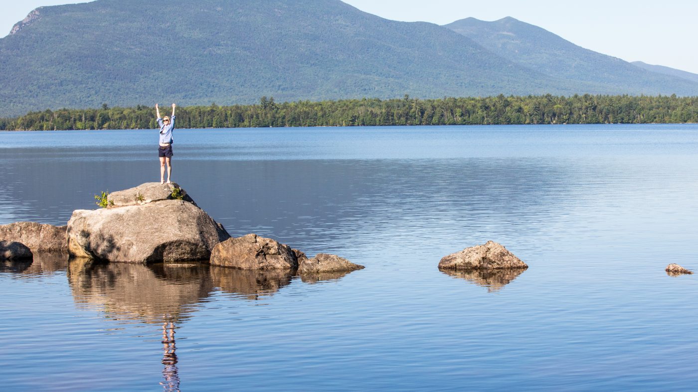 Lakeside mountain views at Flagstaff