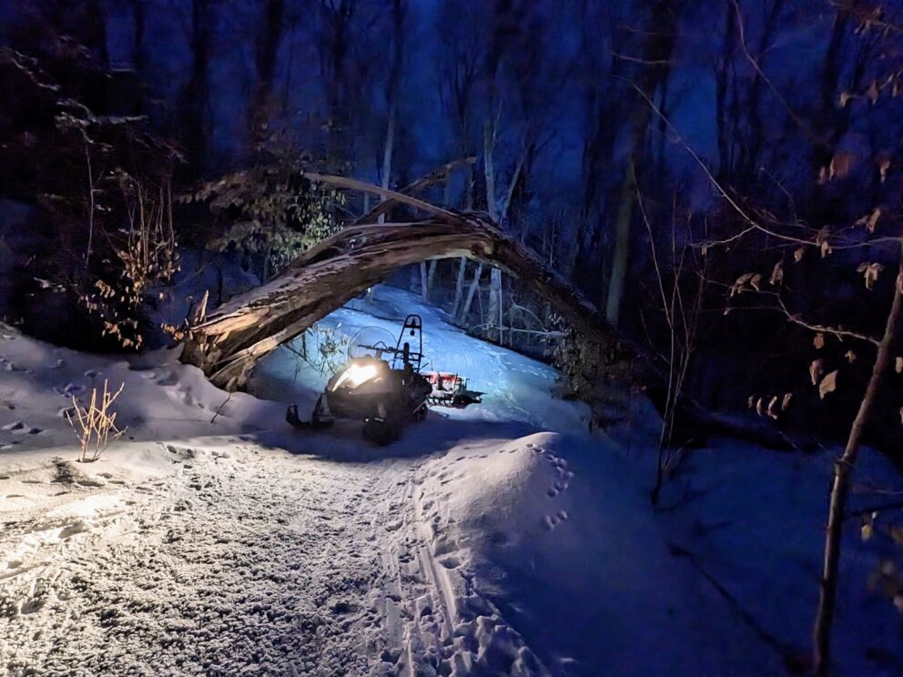 Snowmobile Grooming at Night on Upper Newton's Revenge