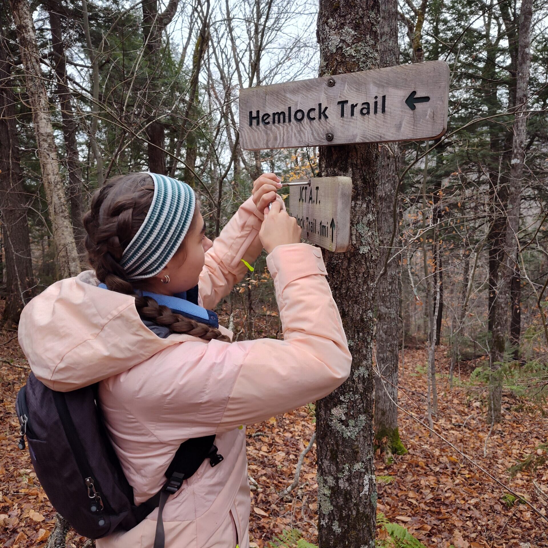 removing trail signs