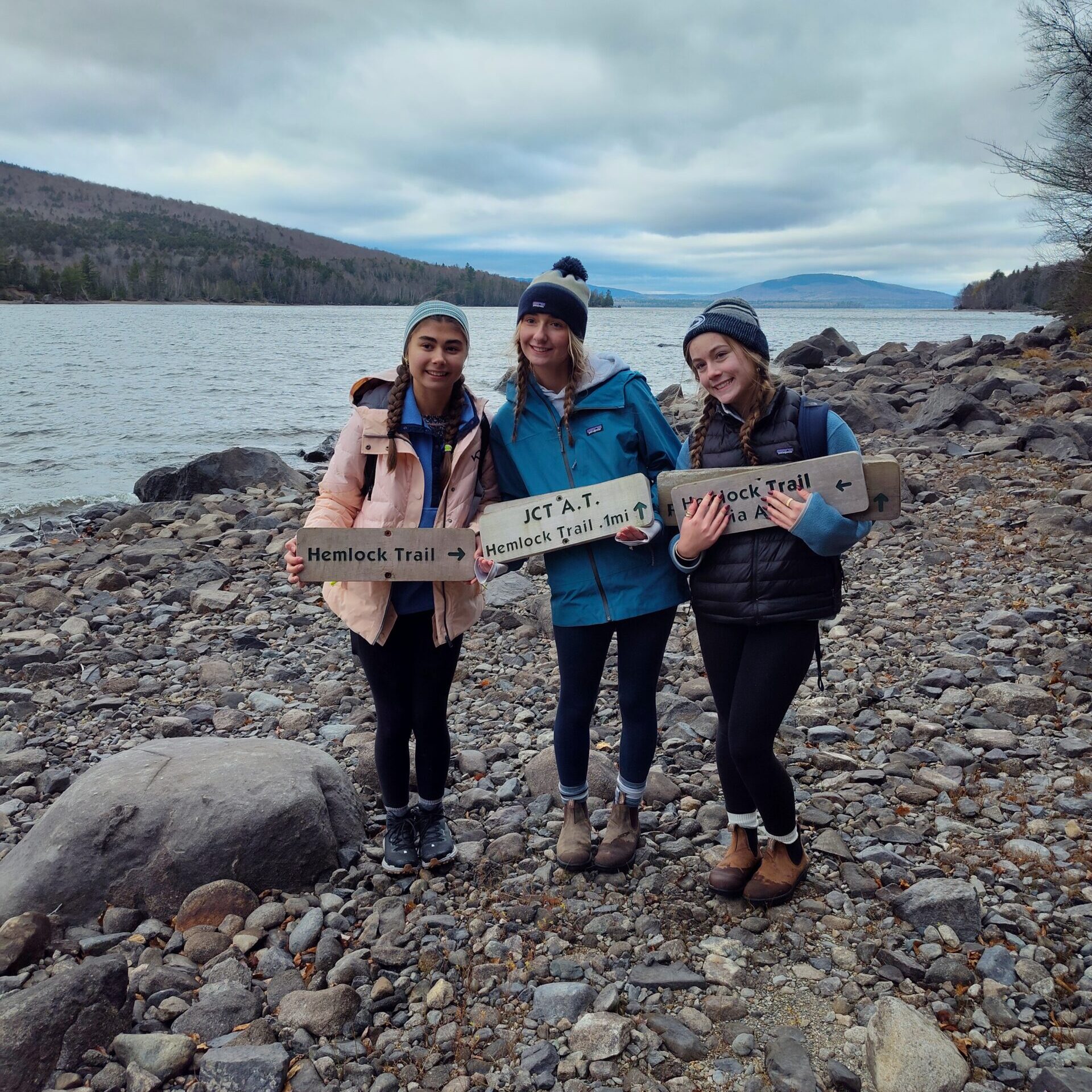 removing trail signs