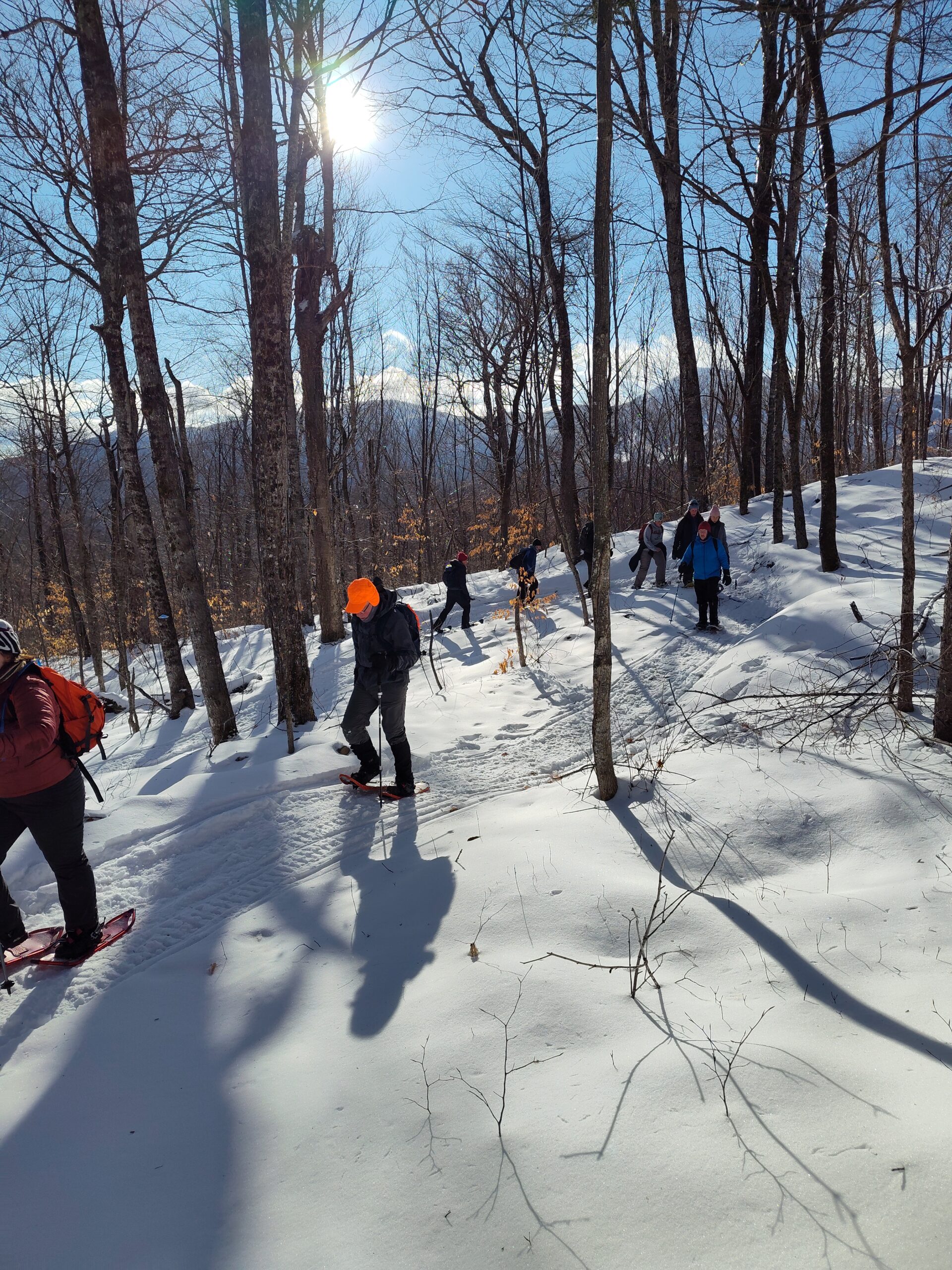 Group snowshoe on Oak Knoll Trail
