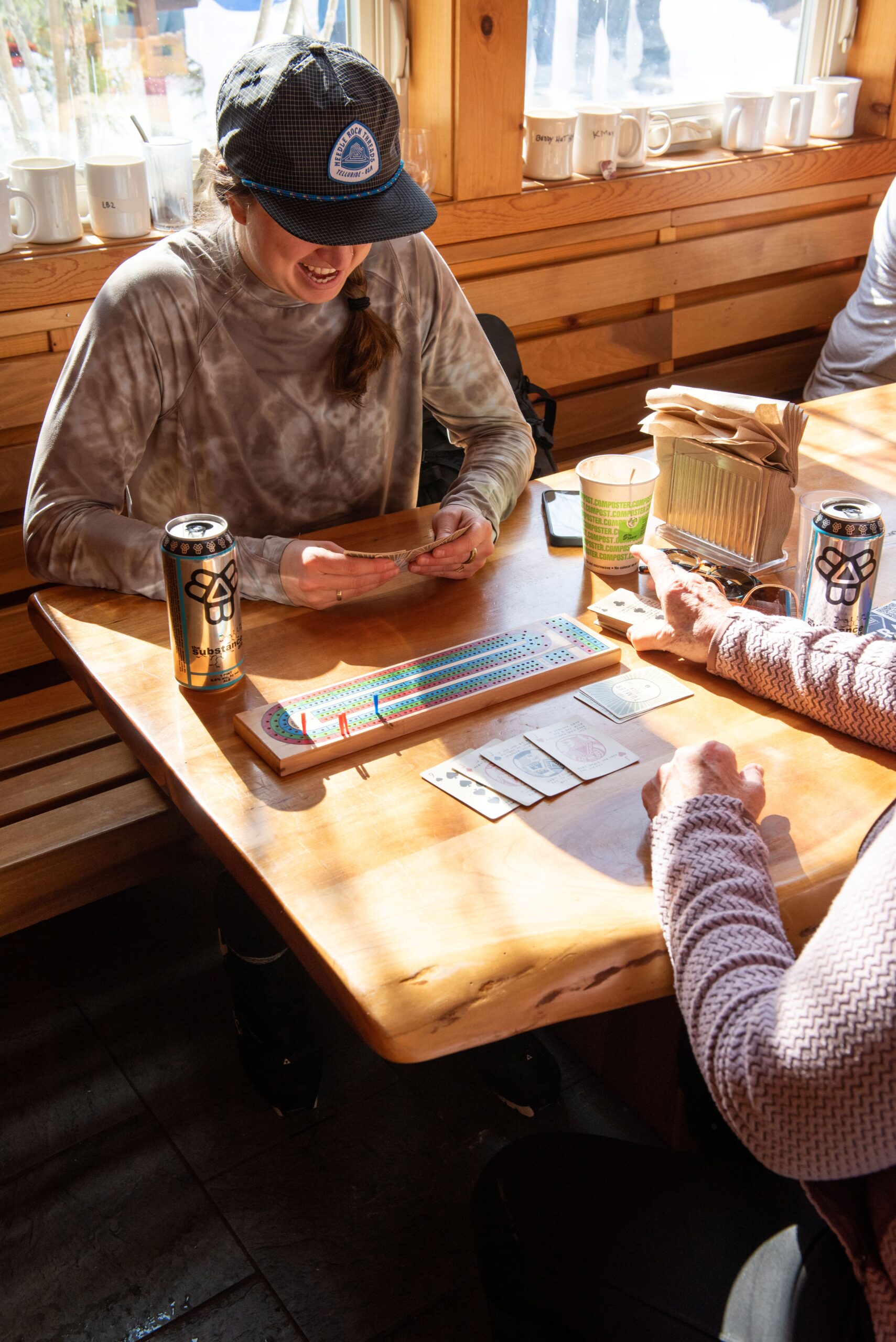 Guests playing cribbage at Alpine Feast 2026